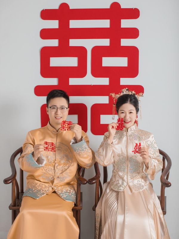 Elegantly styled Chinese wedding banquet table setting